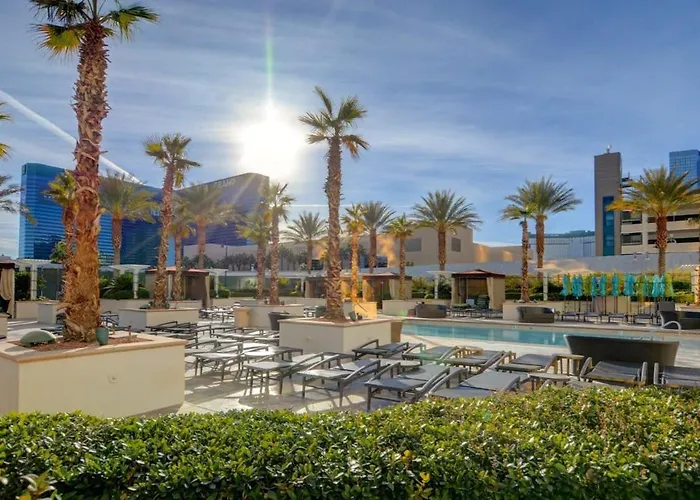 Mgm Signature-24-709 Strip View Jacuzzi Studio