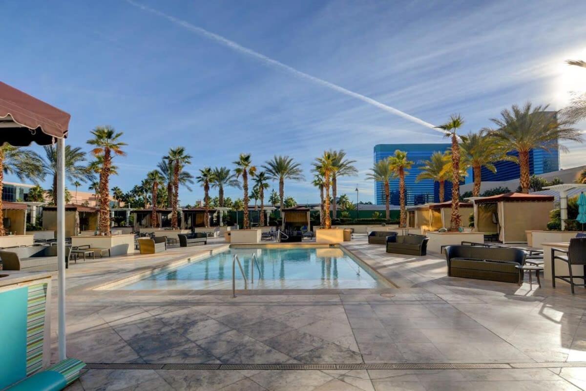 Hébergement de vacances Mgm Signature-24-709 Strip View Jacuzzi *